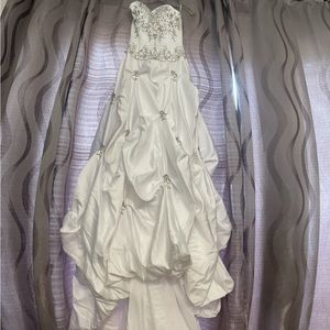 NWT Size 8 White Wedding Gown